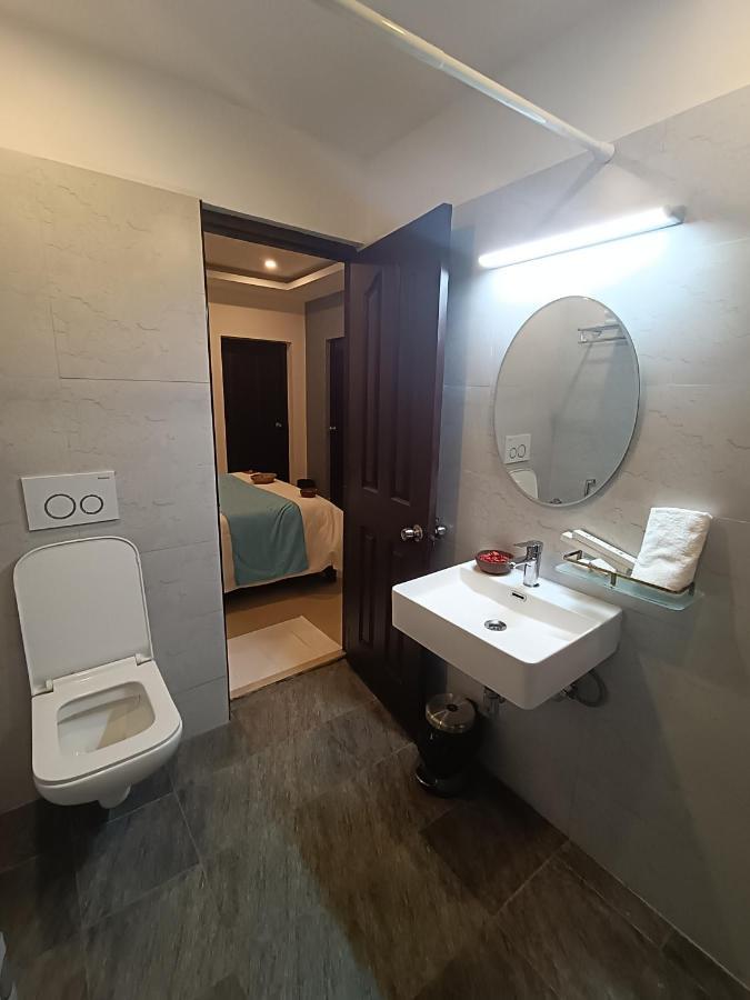 Brick Castle Hotel Chennai Bagian luar foto
