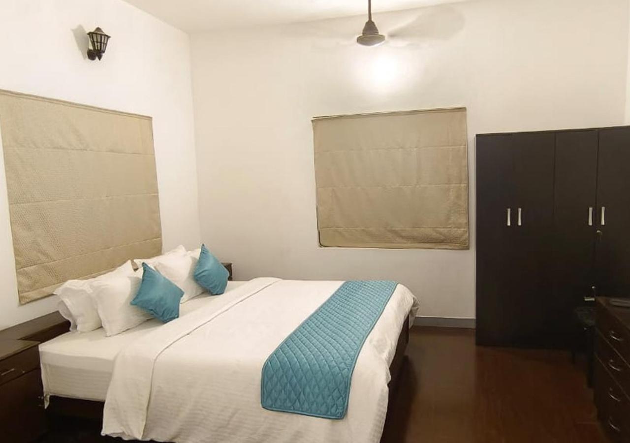 Brick Castle Hotel Chennai Bagian luar foto